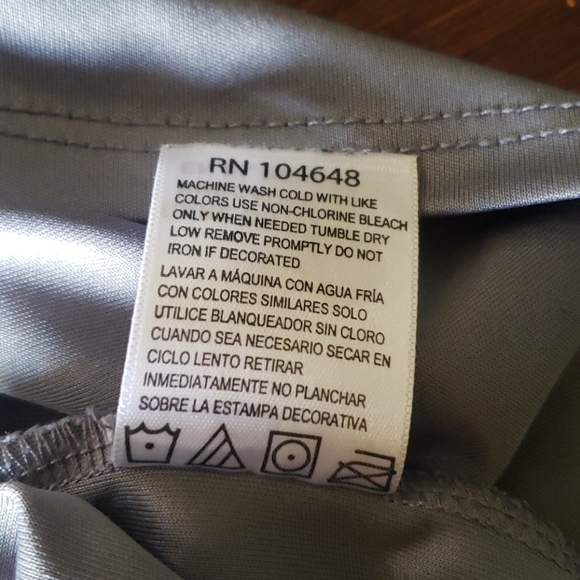 Dri Fit Notre Dame shirt - Picture 5 of 7